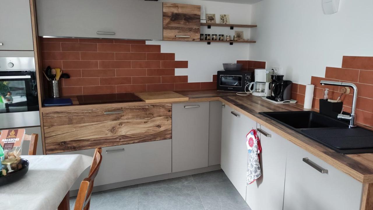 Petite Pause A Pourrieres, Appartement 40M2 외부 사진